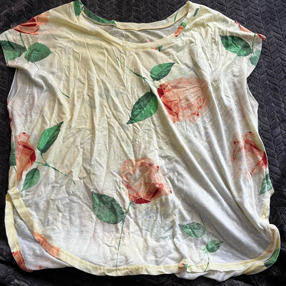 Peach Tshirt